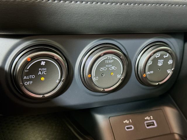 New 2024 Nissan Z NISMO w/ Floor Mat Package image 11