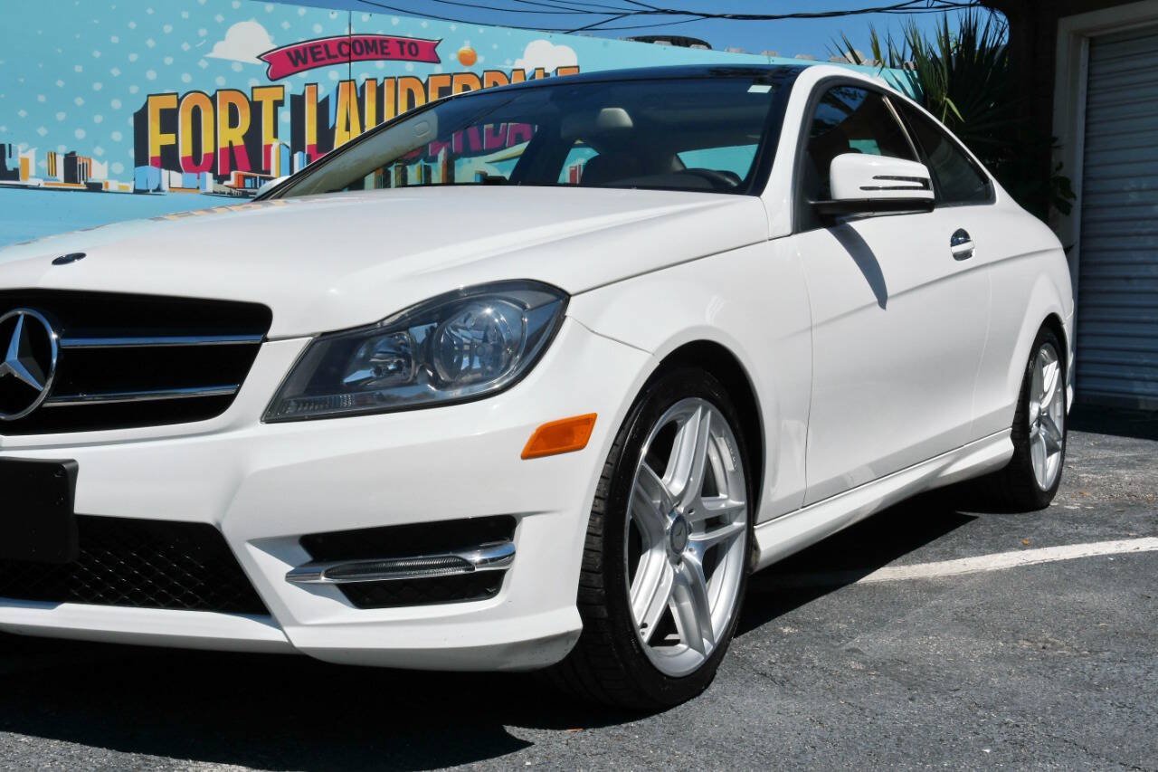 Used 2014 Mercedes-Benz C 250 Coupe image 4