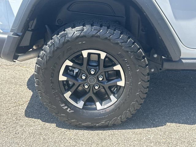 Certified 2025 Jeep Wrangler Unlimited Rubicon 4xe w/ Safety Group image 19