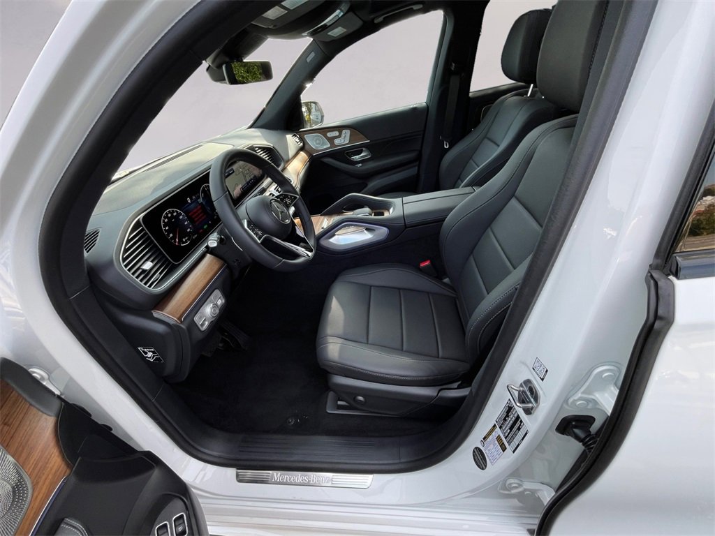 Certified 2025 Mercedes-Benz GLE 450e 4MATIC image 8