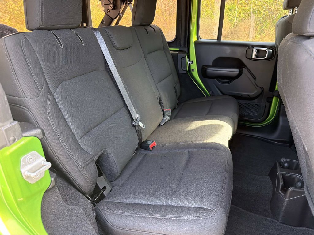 Used 2019 Jeep Wrangler Unlimited Sport S AWD/4WD image 21