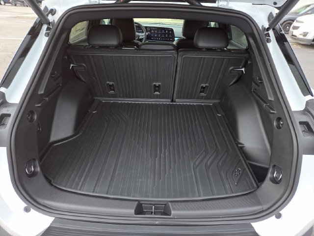 New 2026 Chevrolet Equinox EV LT w/ LPO, Blackout Package FWD image 24