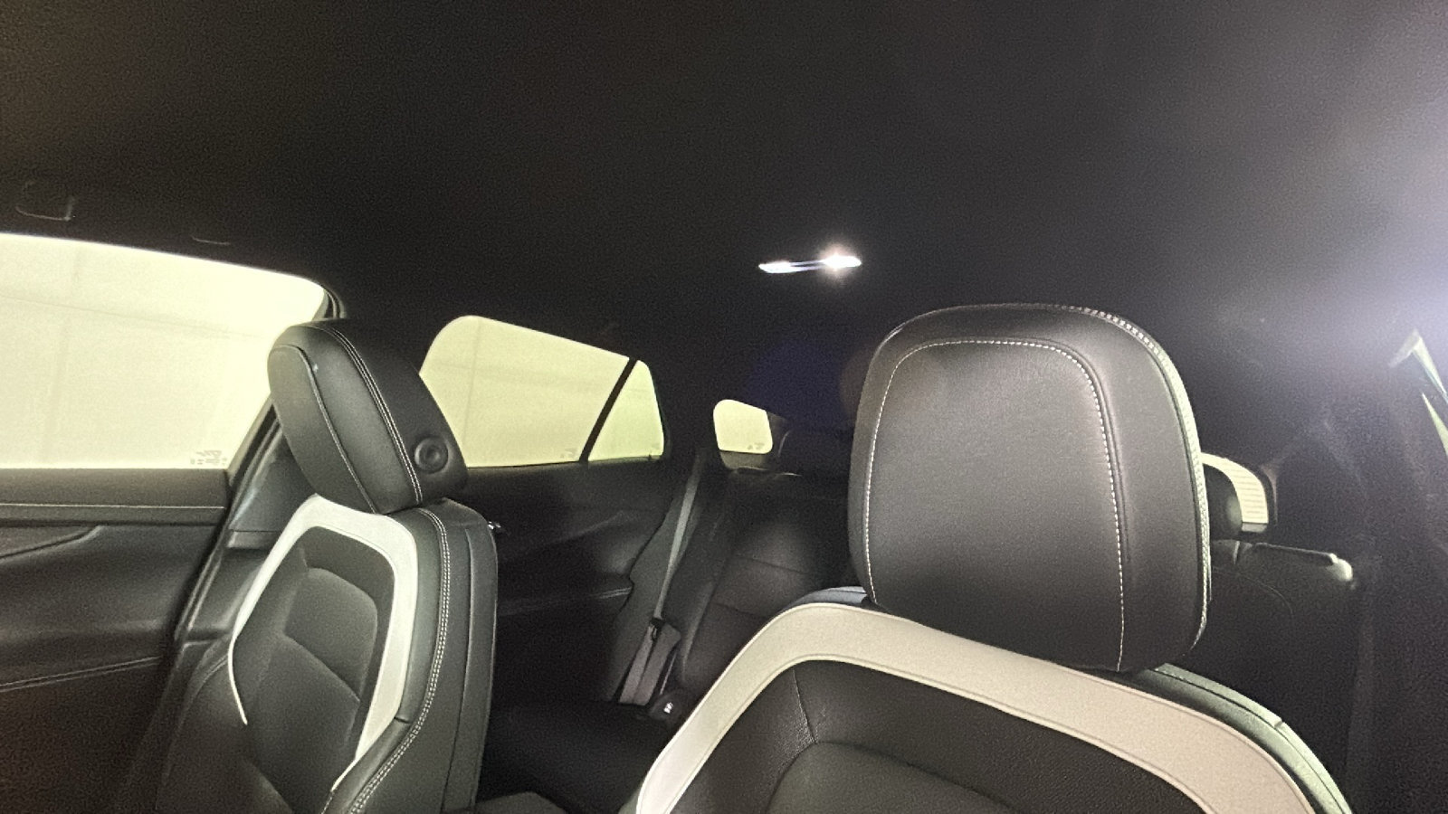 Used 2024 Chevrolet Blazer EV LT AWD/4WD image 16