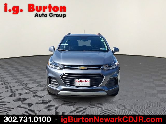 Used 2019 Chevrolet Trax LT w/ LT Convenience Package FWD image 2