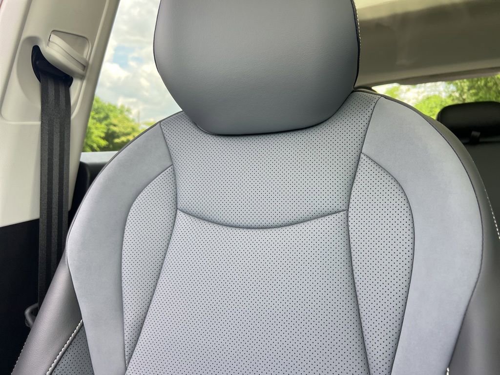 New 2026 Volkswagen Tiguan SE FWD image 22