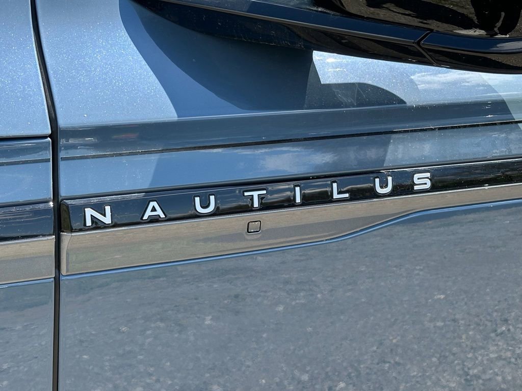 New 2026 Lincoln Nautilus Reserve w/ Jet Appearance Package AWD/4WD image 28