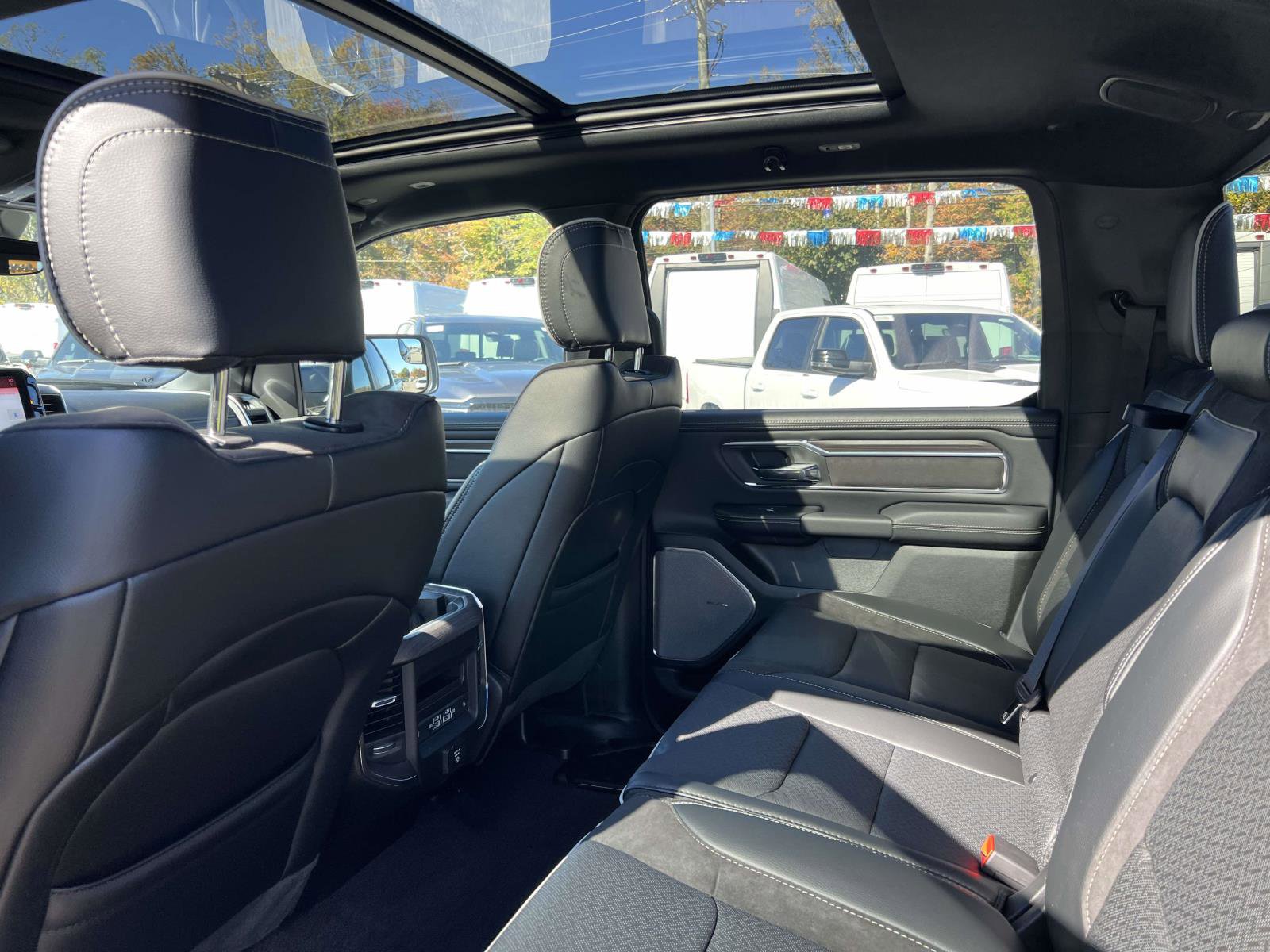 New 2026 RAM 1500 Laramie image 32