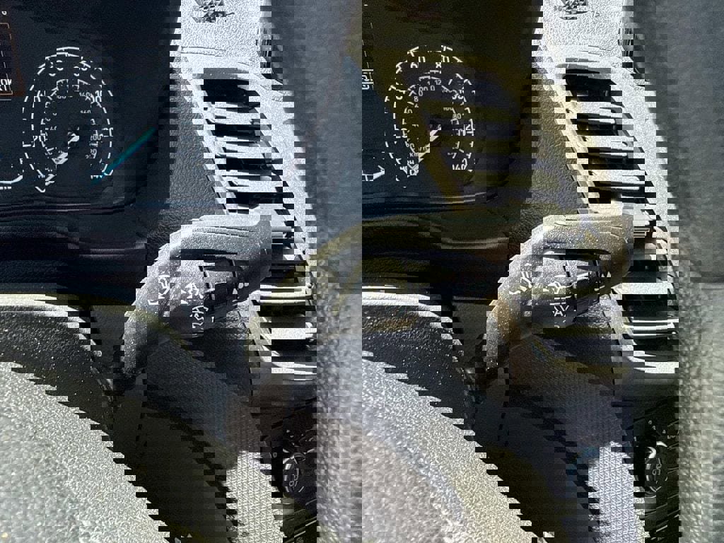 Used 2023 Ford Transit Connect XL FWD image 31