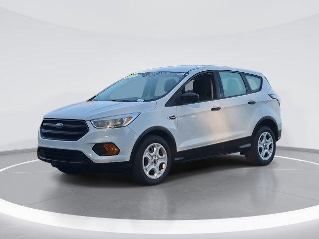 Used 2017 Ford Escape S FWD image 1