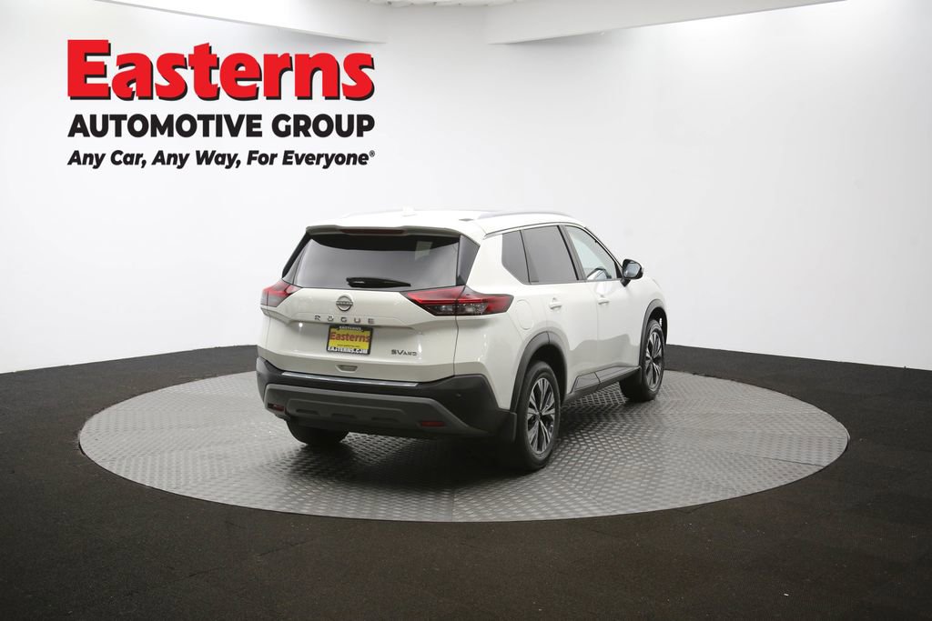 Used 2022 Nissan Rogue SV w/ SV Premium Package image 41