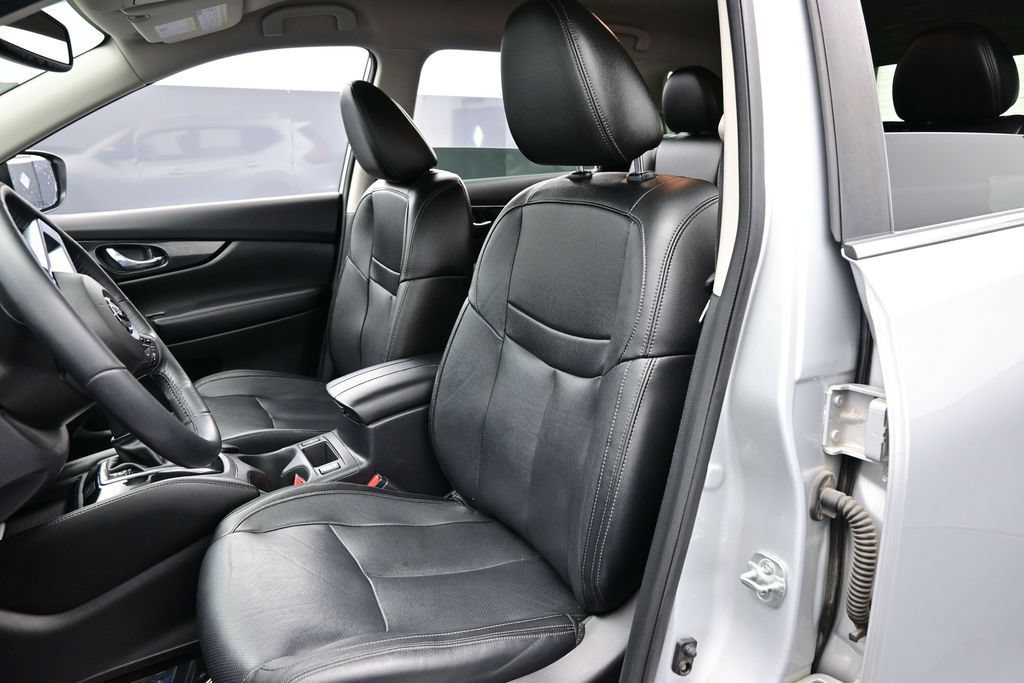 Used 2018 Nissan Rogue SL AWD/4WD image 24