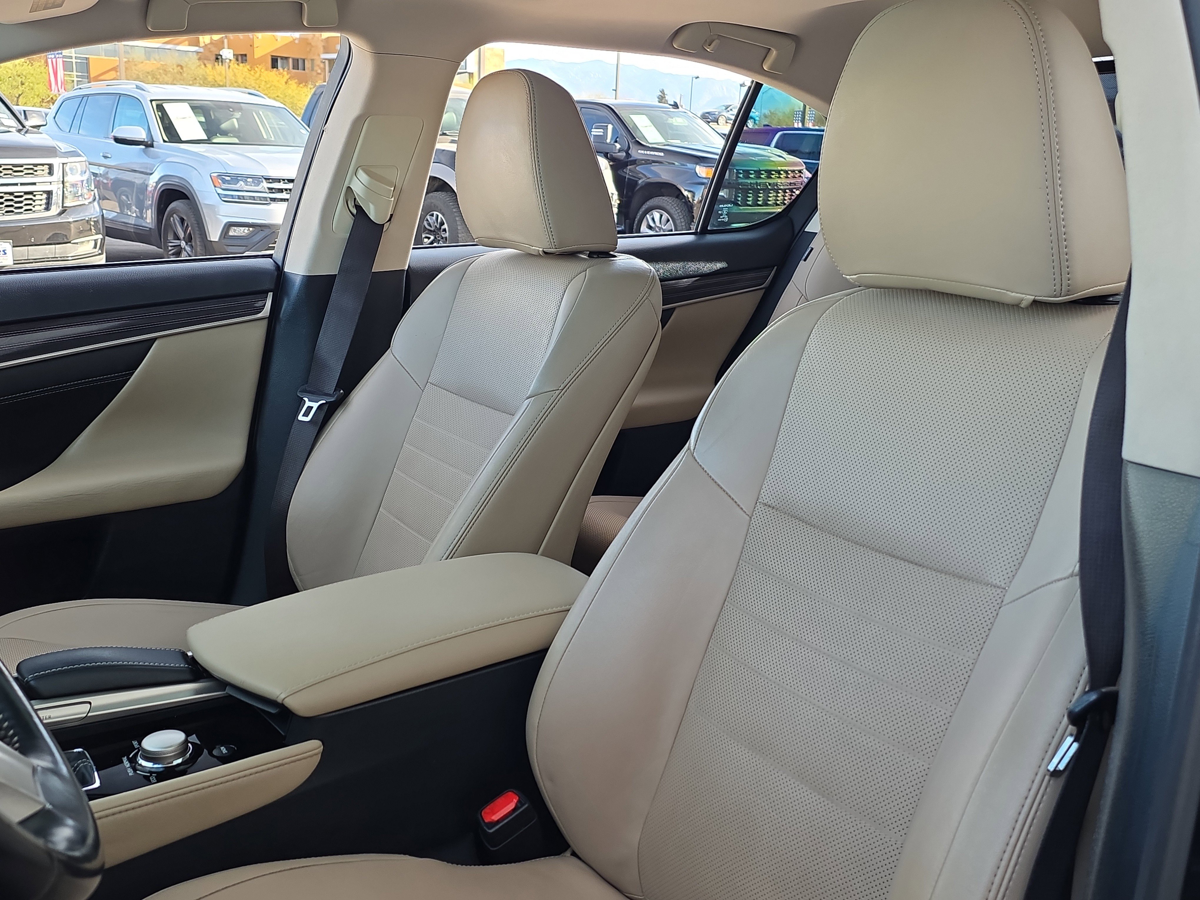 Used 2018 Lexus GS 350 AWD w/ Premium Package image 15