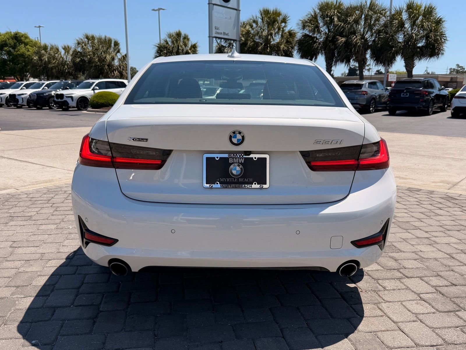Used 2022 BMW 330i xDrive Sedan image 10