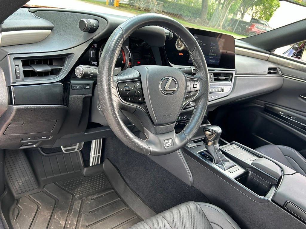Used 2022 Lexus ES 350 F Sport w/ Accessory Package 2 FWD image 19