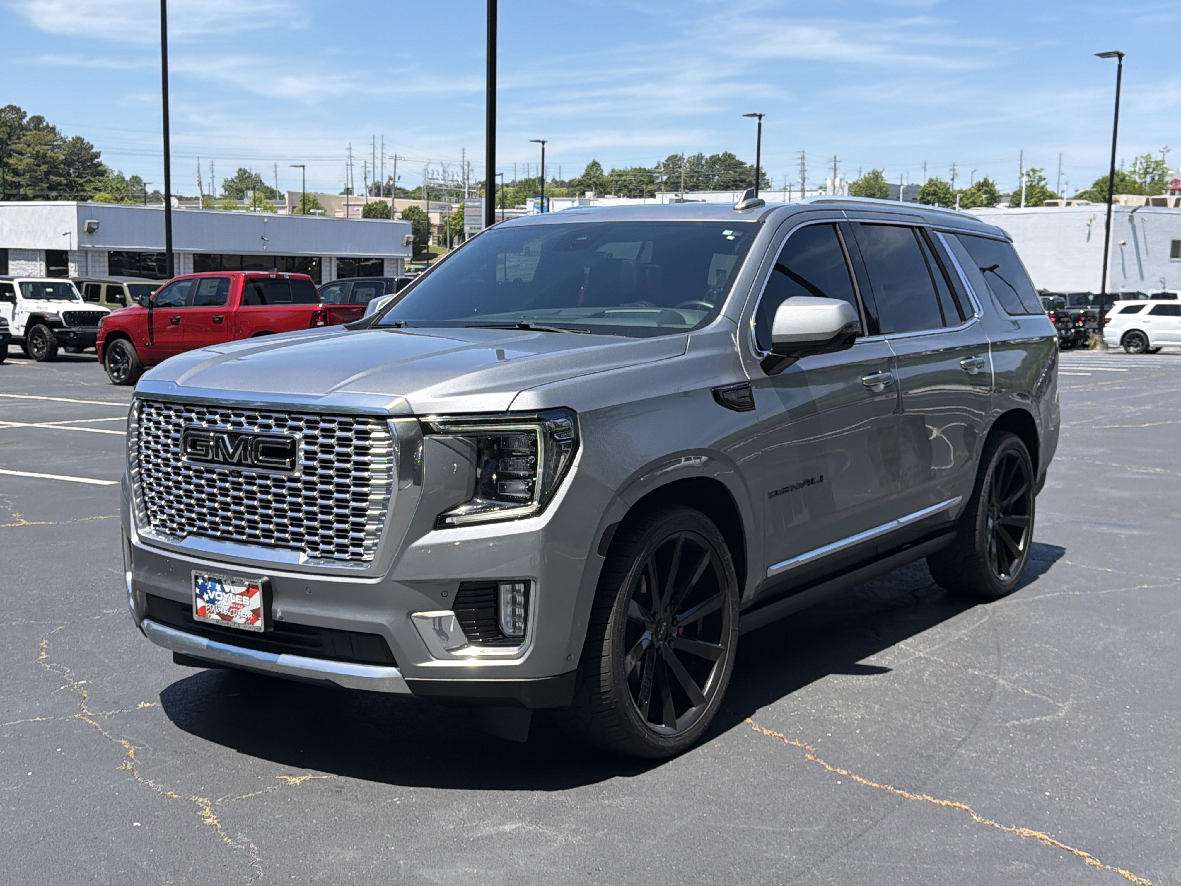 Used 2023 GMC Yukon Denali w/ Denali Reserve Package AWD/4WD image 6