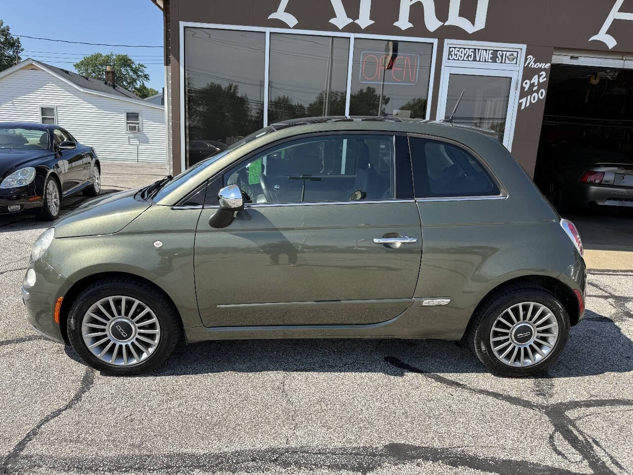 Used 2012 FIAT 500 Lounge w/ Luxury Leather Pkg FWD image 5