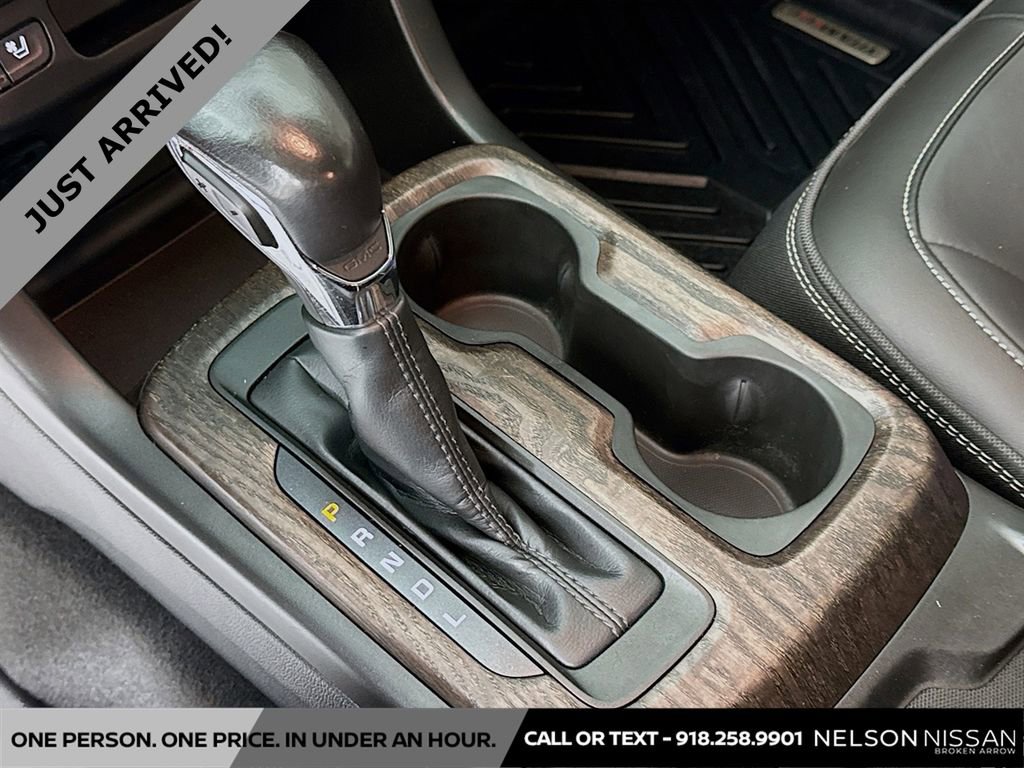 Used 2022 GMC Canyon Denali image 17