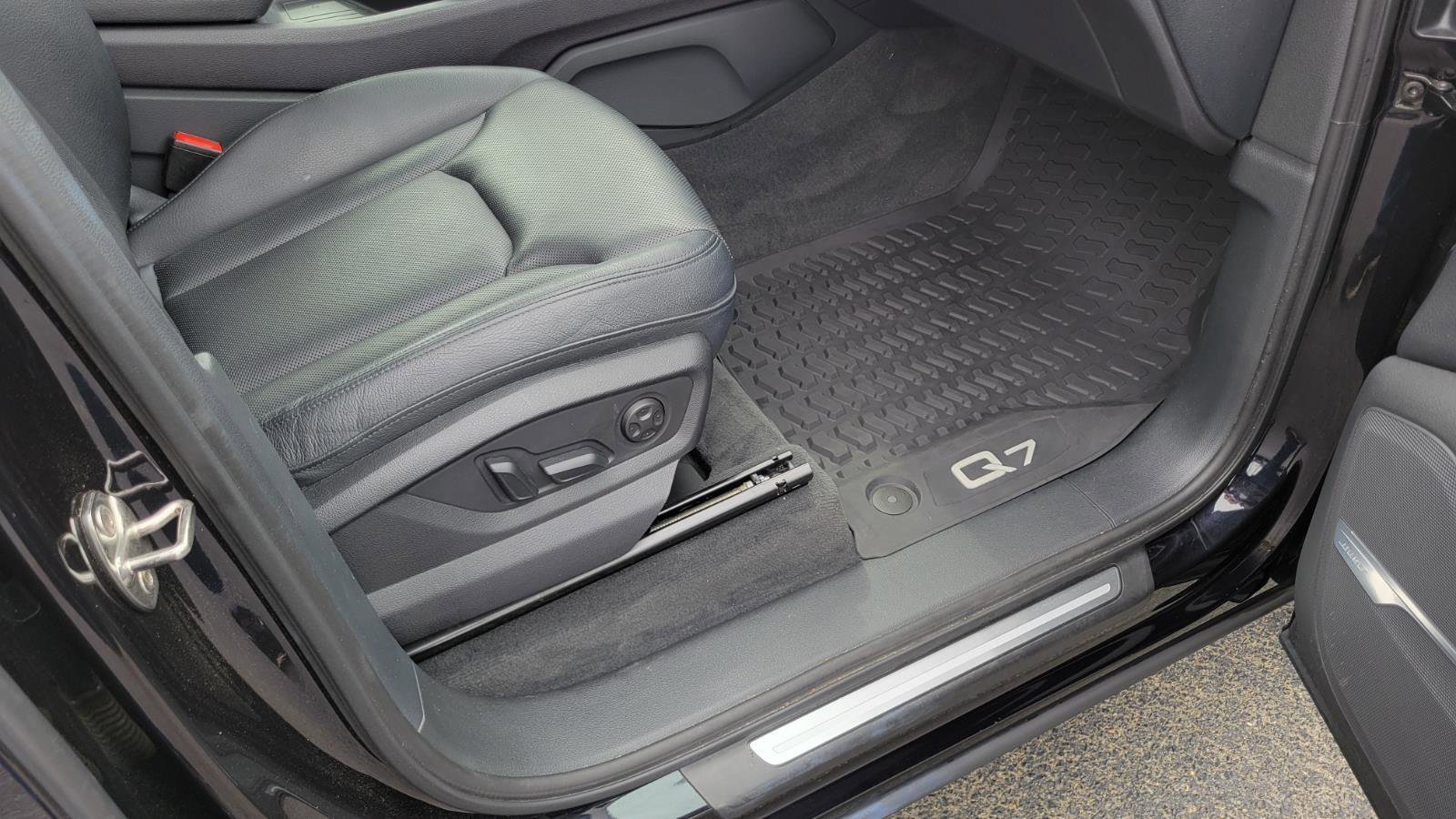 Used 2019 Audi Q7 2.0T Premium Plus w/ Premium Plus Package image 39