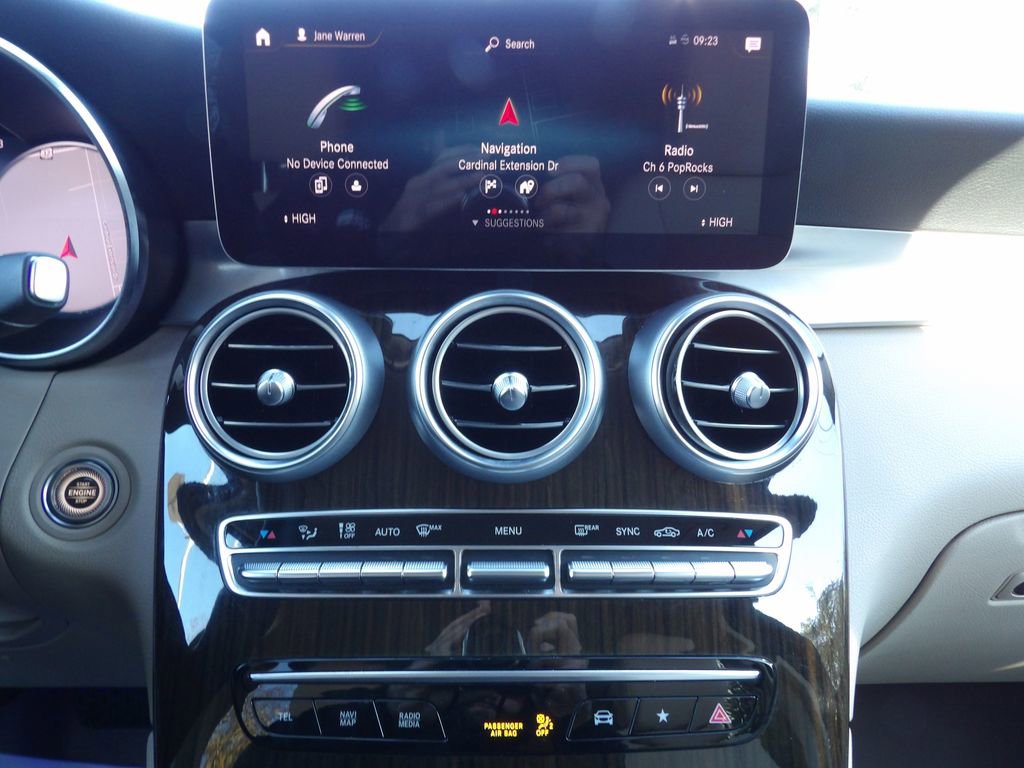 Used 2021 Mercedes-Benz GLC 300 4MATIC image 20