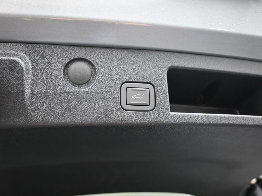 New 2026 Chevrolet Equinox LT image 10