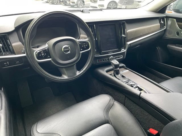 Used 2018 Volvo V90 T6 Cross Country w/ Convenience Package AWD/4WD image 16
