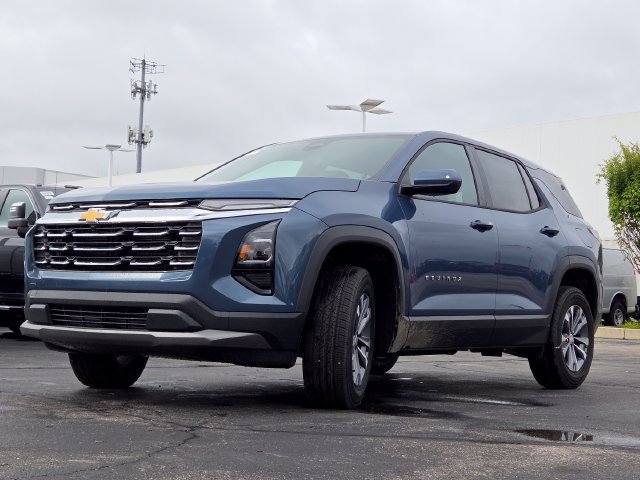 New 2027 Chevrolet Equinox LT w/ Convenience Package II FWD image 12