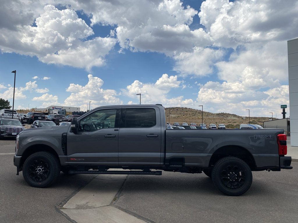 New 2025 Ford F350 4x4 Crew Cab Super Duty image 28