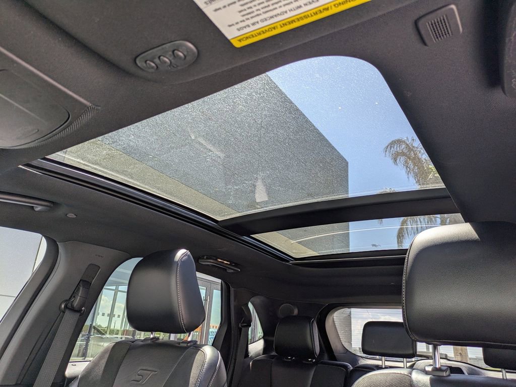 Used 2020 Ford Edge ST w/ Equipment Group 401A image 22