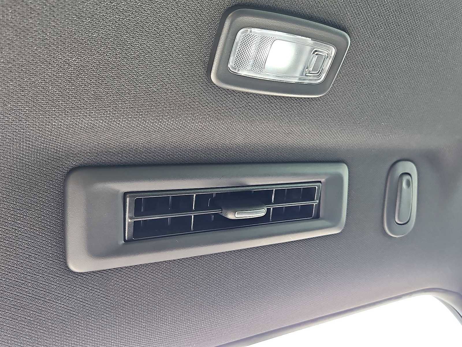 Certified 2023 Chevrolet Tahoe Z71 w/ Luxury Package image 26