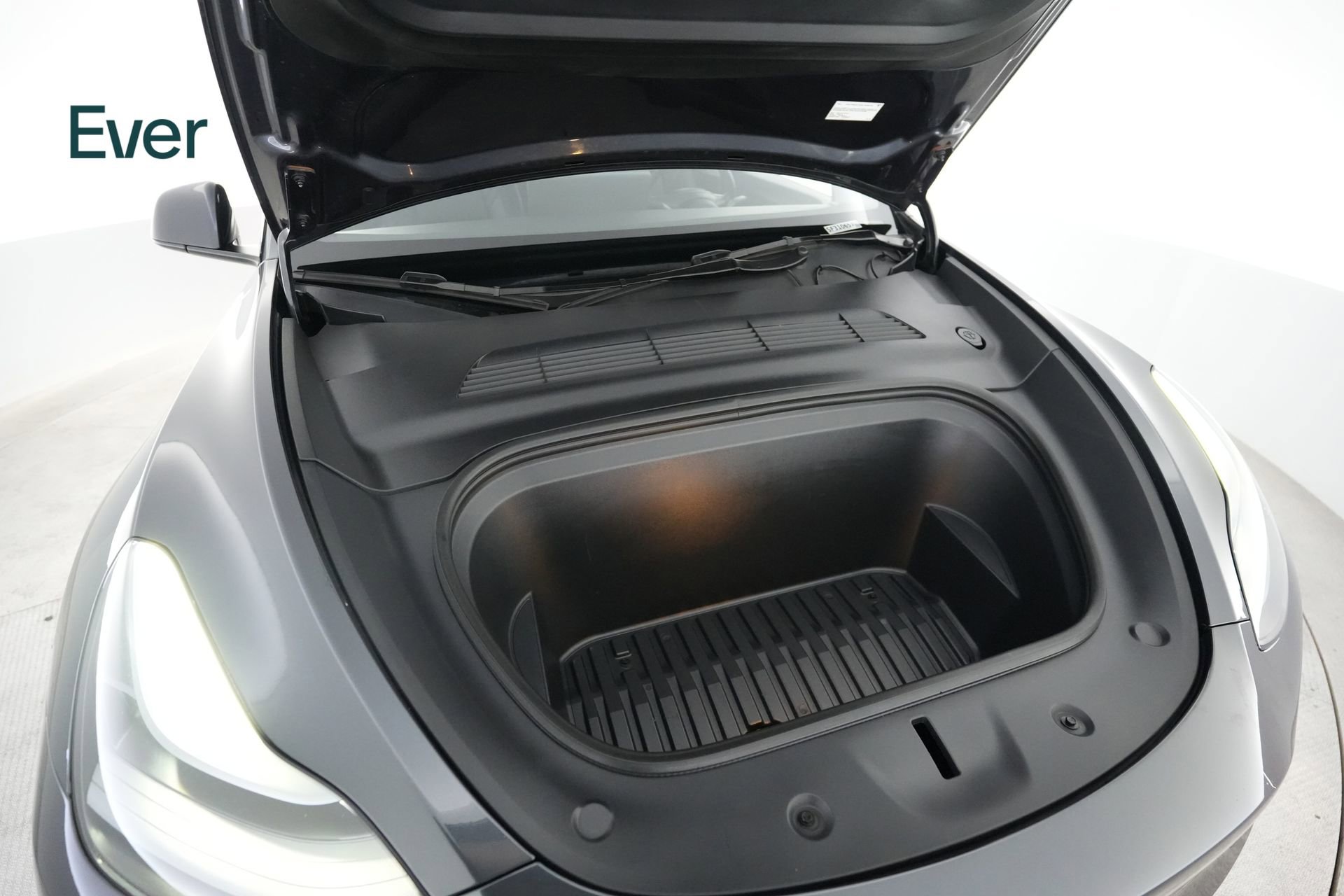 Used 2025 Tesla Model Y Performance image 25