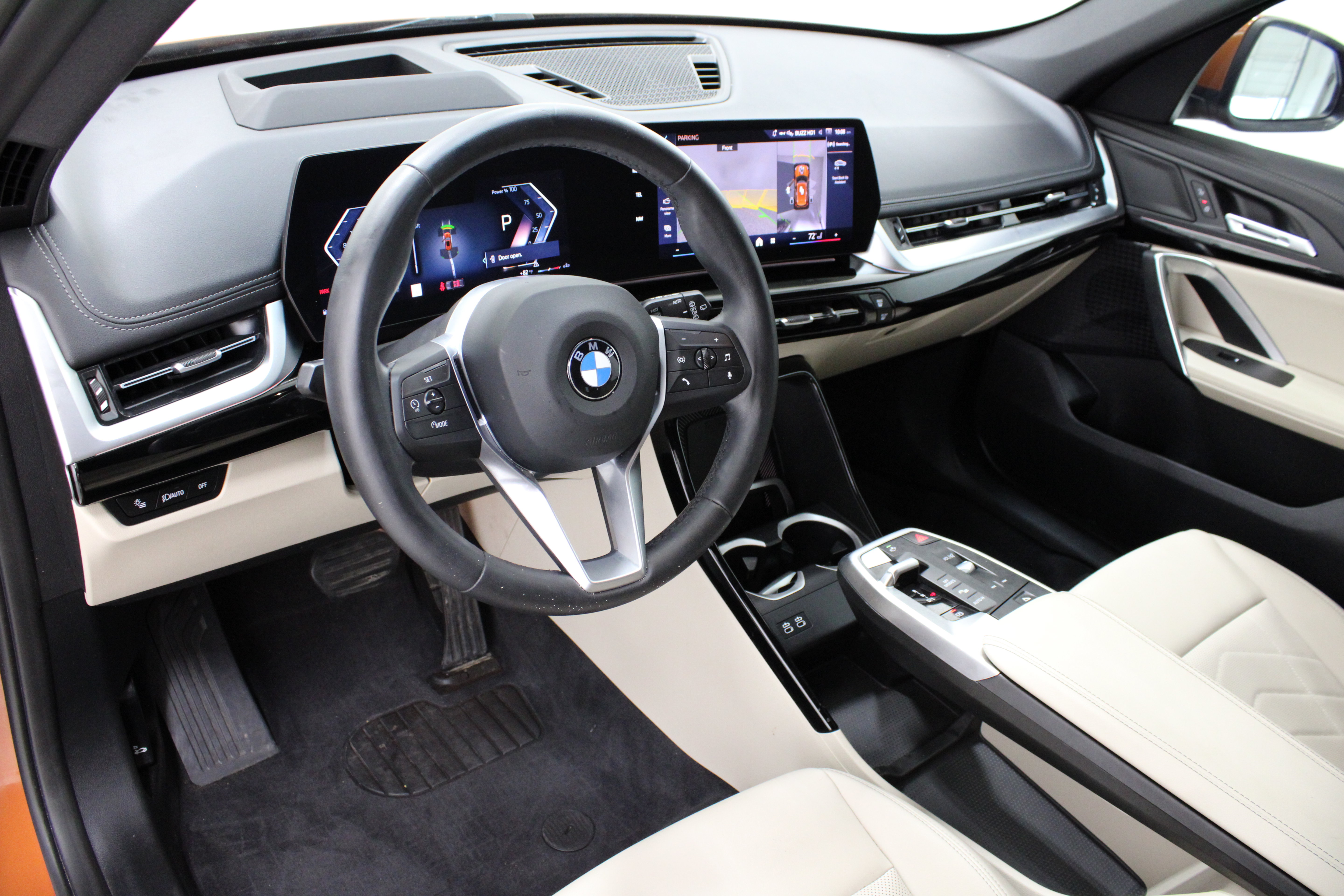 Used 2025 BMW X1 xDrive28i w/ Technology Package AWD/4WD image 13