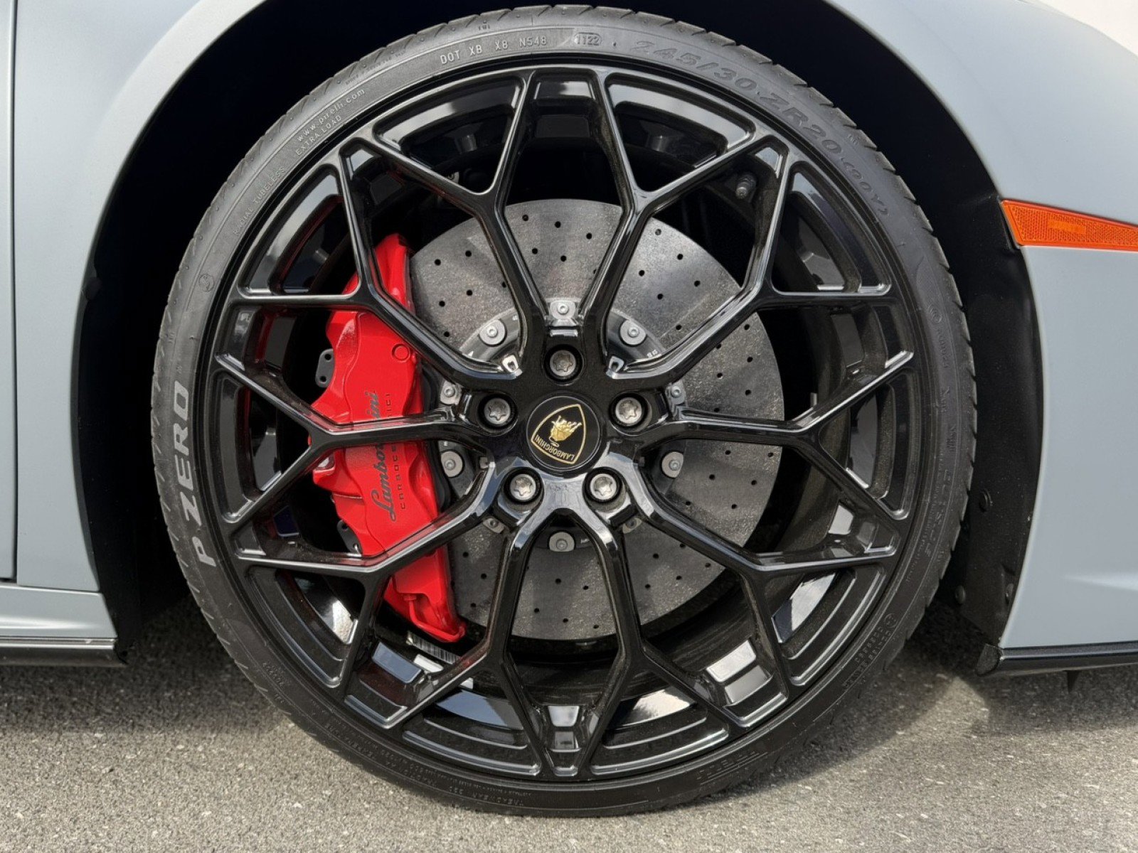 Used 2022 Lamborghini Huracan EVO image 10
