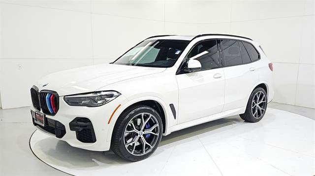 Used 2022 BMW X5 sDrive40i w/ M Sport Package RWD image 3