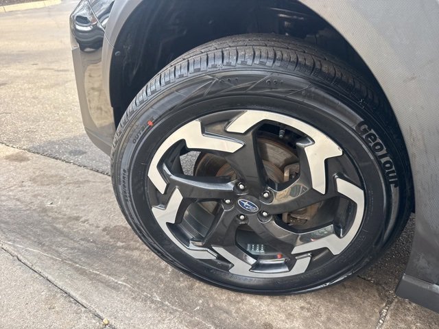 Used 2022 Subaru Crosstrek 2.5i Limited w/ Moonroof Package 1 image 11