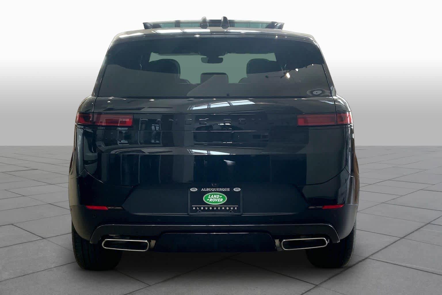 New 2026 Land Rover Range Rover Sport SE AWD/4WD image 4