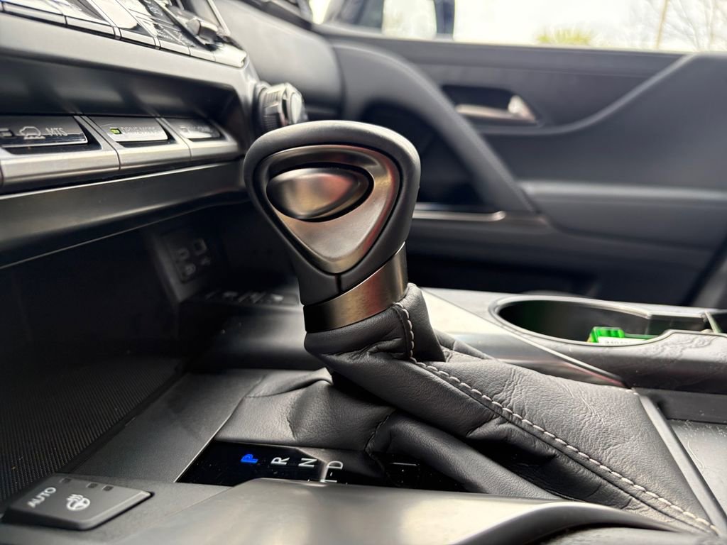 Used 2024 Lexus LX 600 4WD w/ Appearance Package image 30