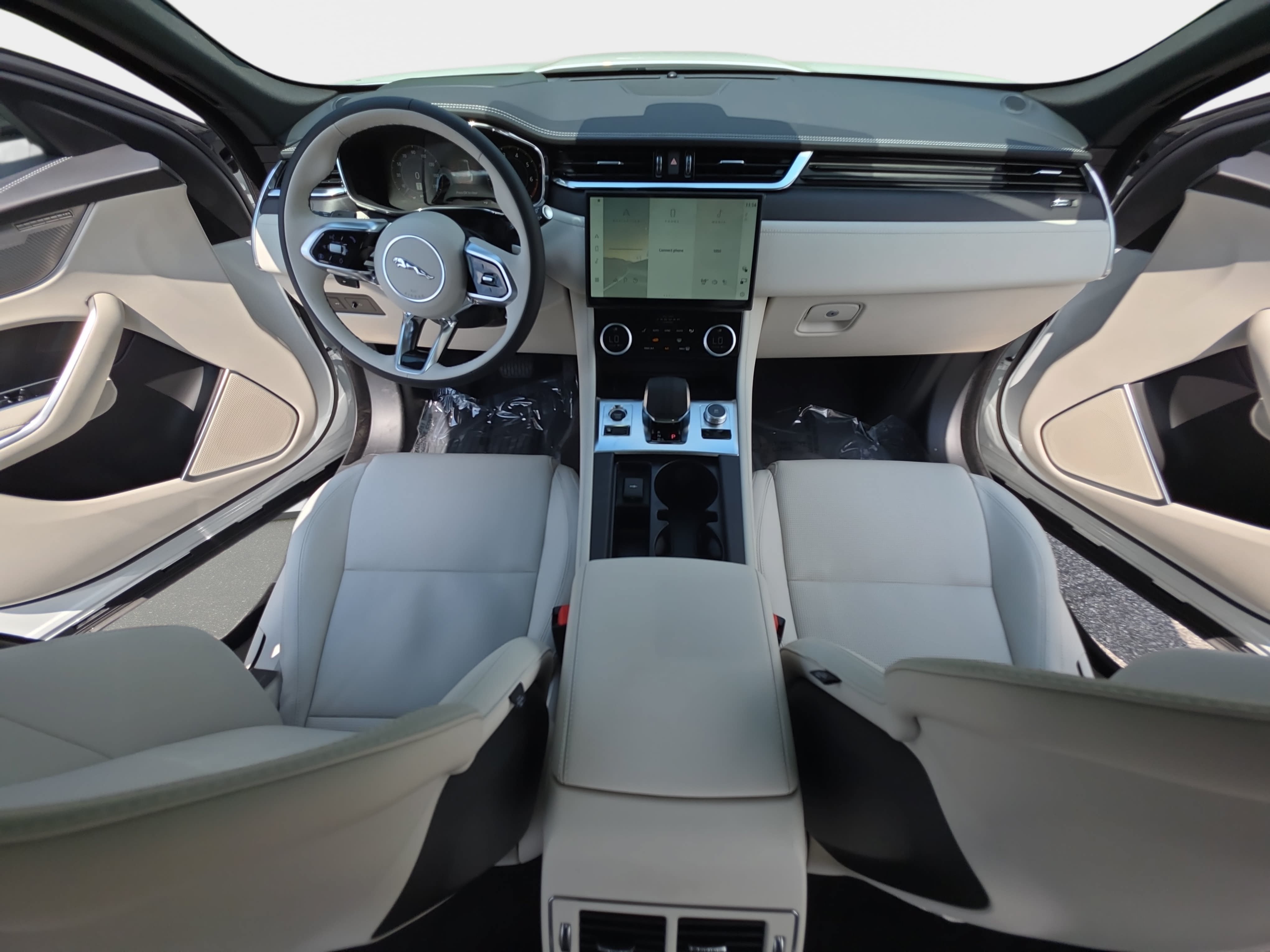 New 2026 Jaguar F-PACE R-Dynamic S AWD/4WD image 9