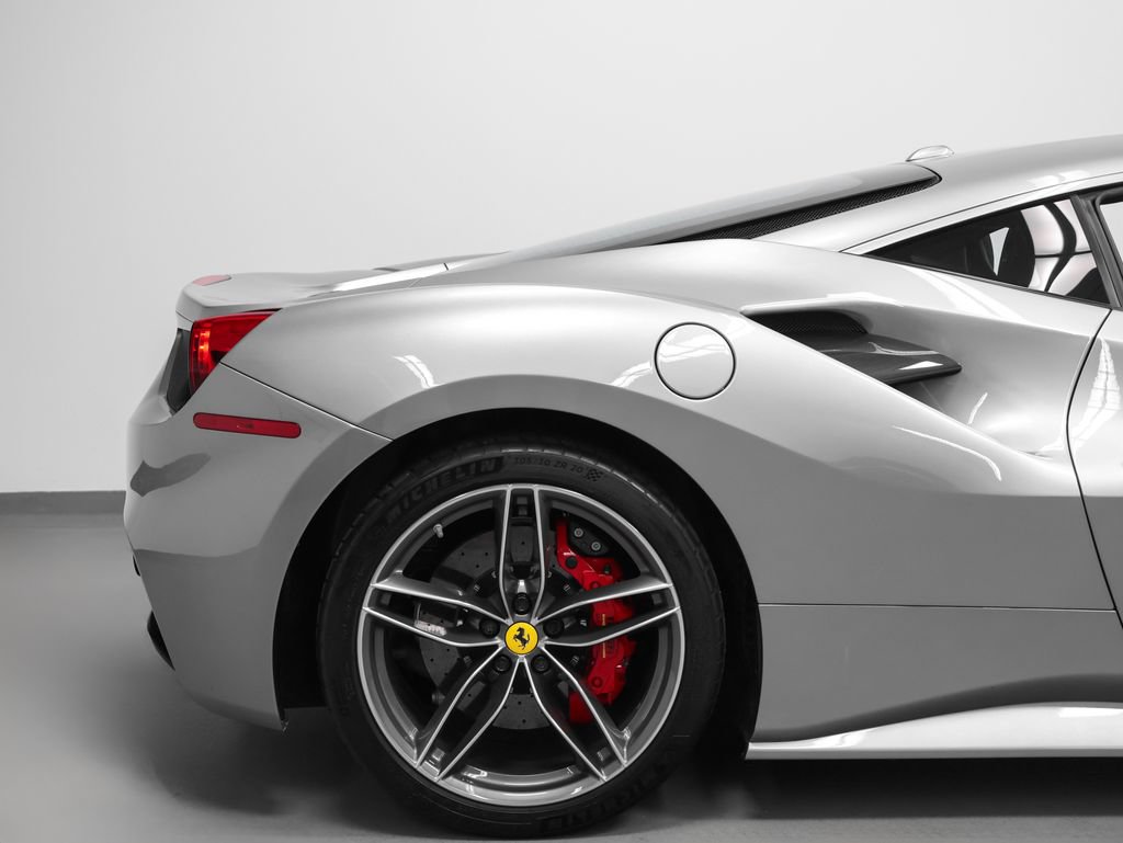 Certified 2018 Ferrari 488 GTB RWD image 31