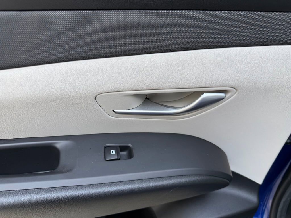 Used 2023 Hyundai Tucson SEL w/ Convenience Package image 17