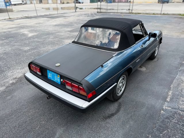 Used 1988 Alfa Romeo Spider Veloce RWD image 88