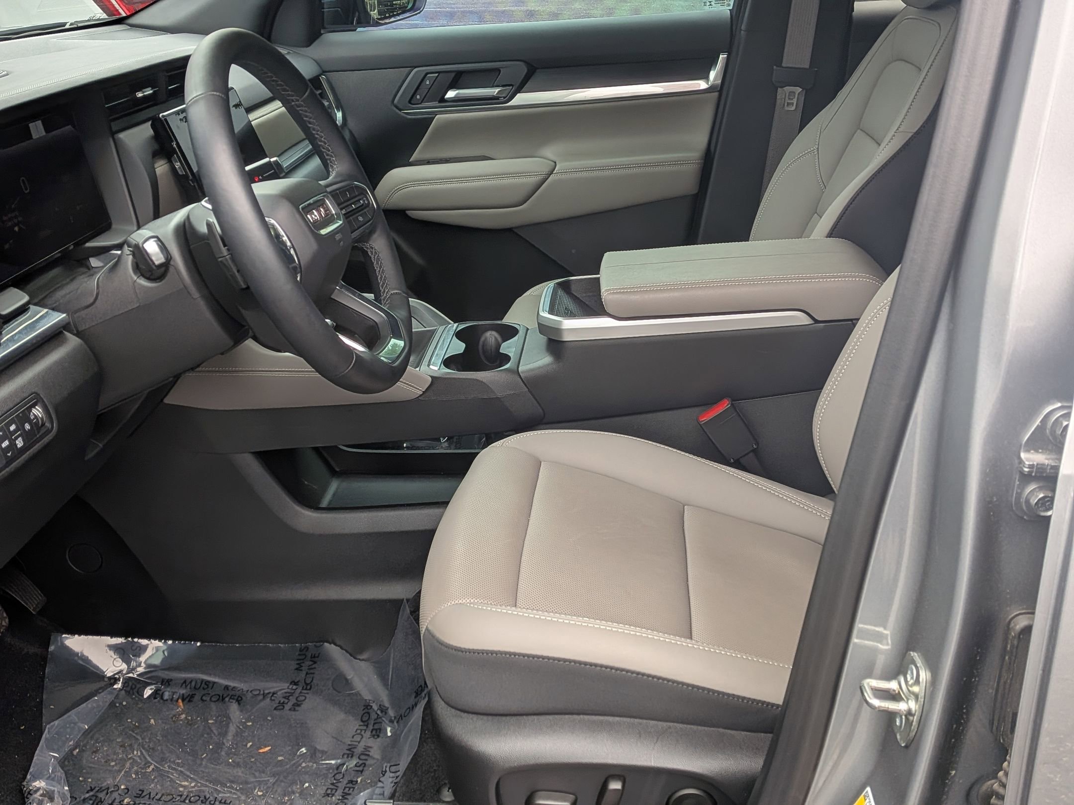 Certified 2025 GMC Terrain Elevation w/ Elevation Premium Package AWD/4WD image 16