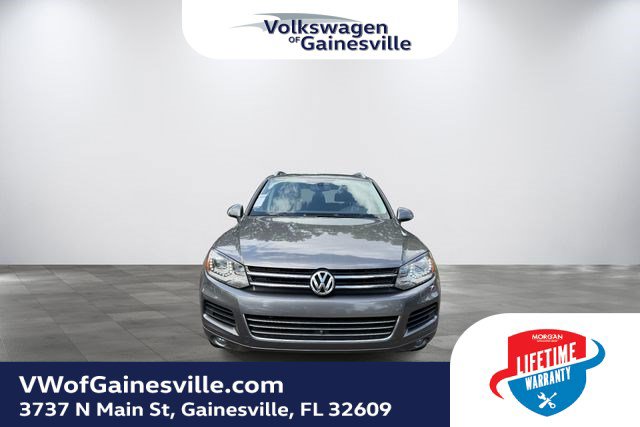 Used 2014 Volkswagen Touareg Executive AWD/4WD image 2