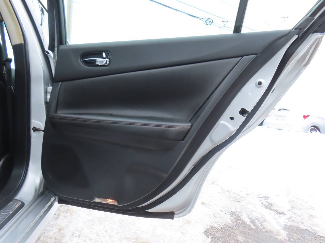 Used 2011 Nissan Maxima 3.5 SV w/ Monitor Pkg FWD image 36