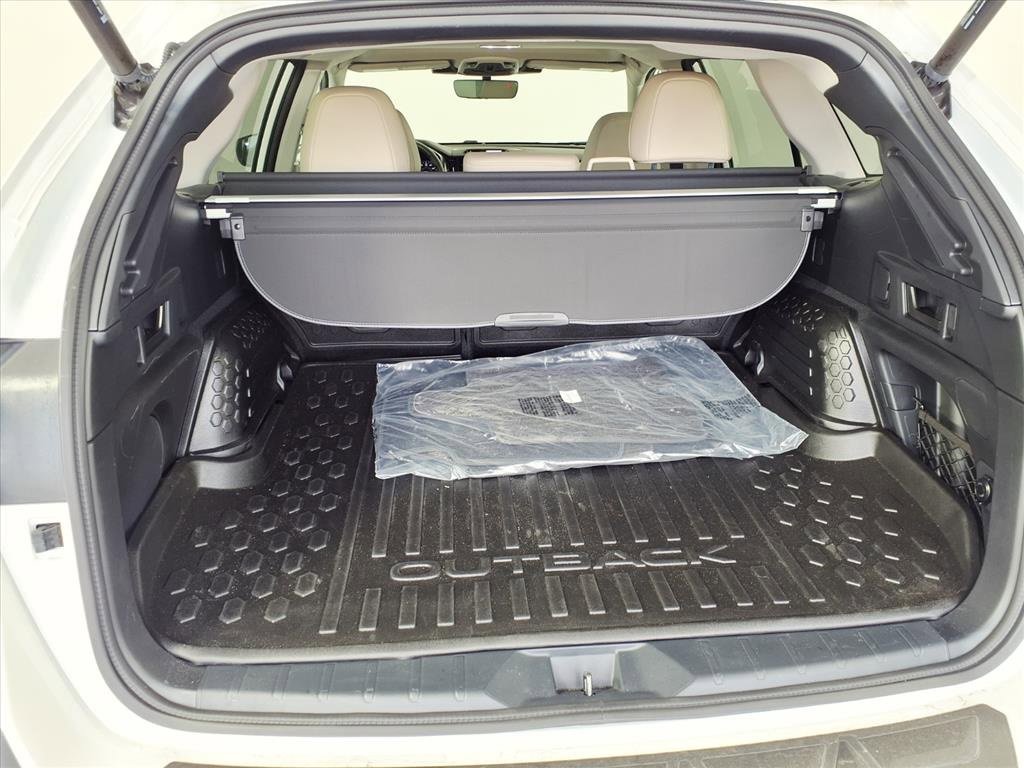 Certified 2025 Subaru Outback Limited image 7