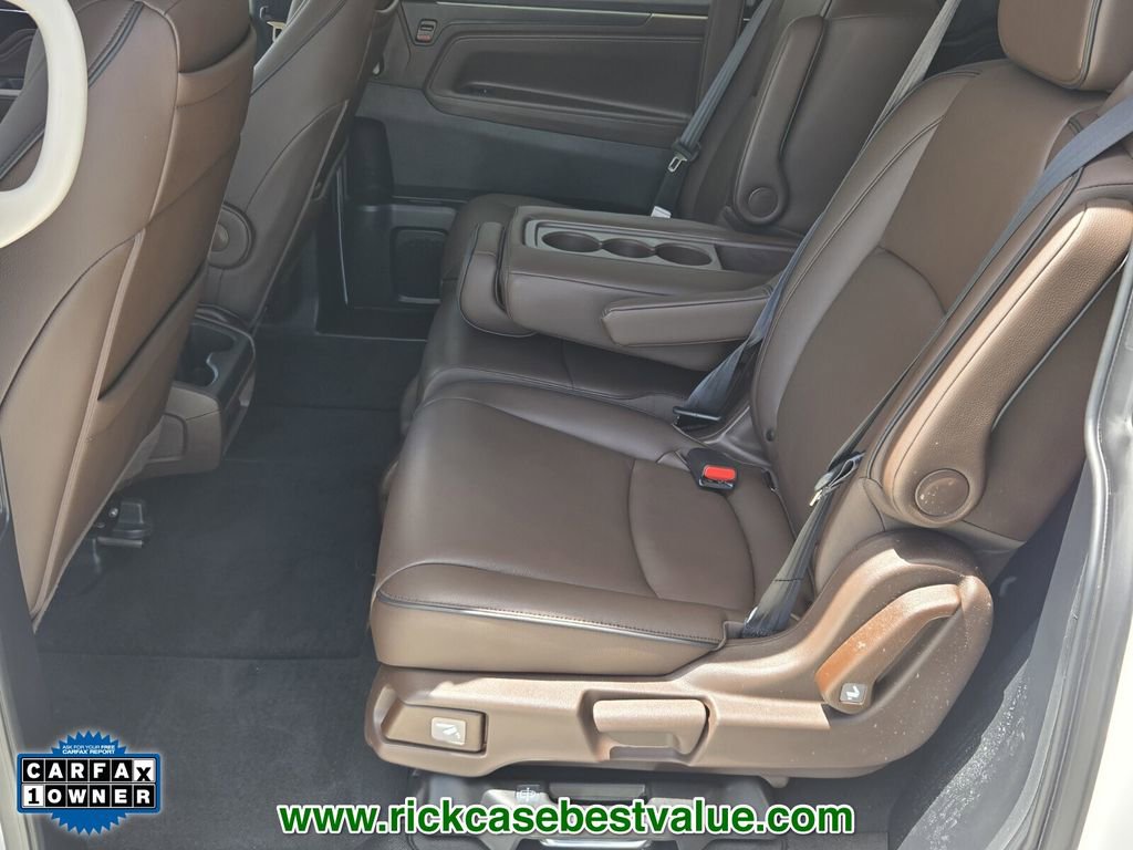 Used 2025 Honda Odyssey Touring image 12