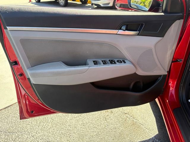 Used 2020 Hyundai Elantra SEL image 22