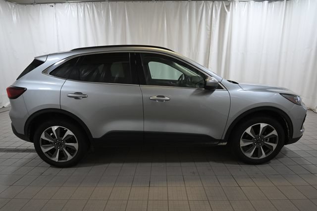 Used 2024 Ford Escape Platinum AWD/4WD image 14