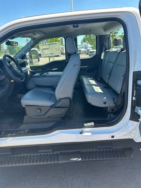 New 2026 Ford F250 XL w/ XL Chrome Package AWD/4WD image 18