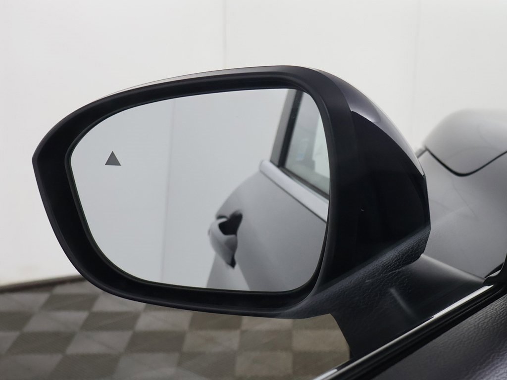 New 2026 Mitsubishi Outlander SE image 36