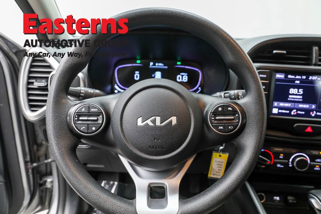 Used 2023 Kia Soul LX w/ Option Group 015 image 10